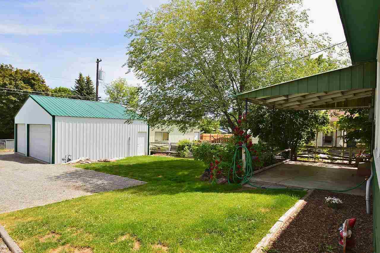 4214 N MAPLE - Photo 18
