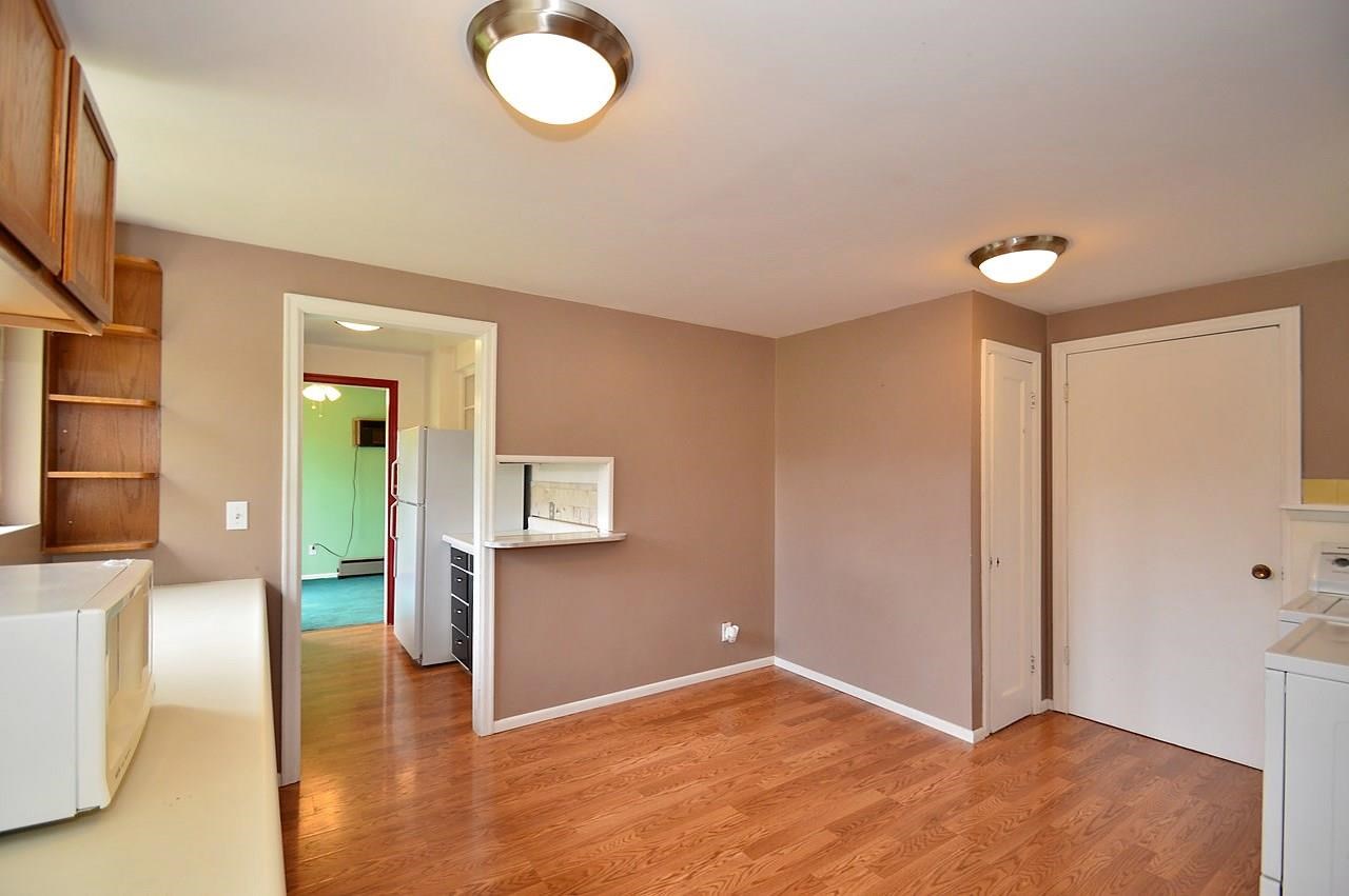 4214 N MAPLE - Photo 9