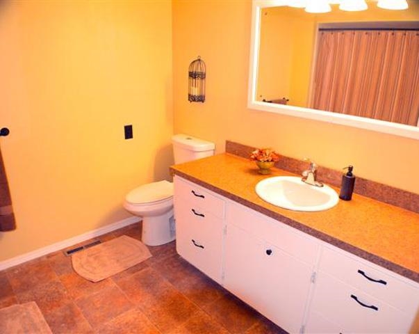 10716 E 21ST Ave - Photo 14