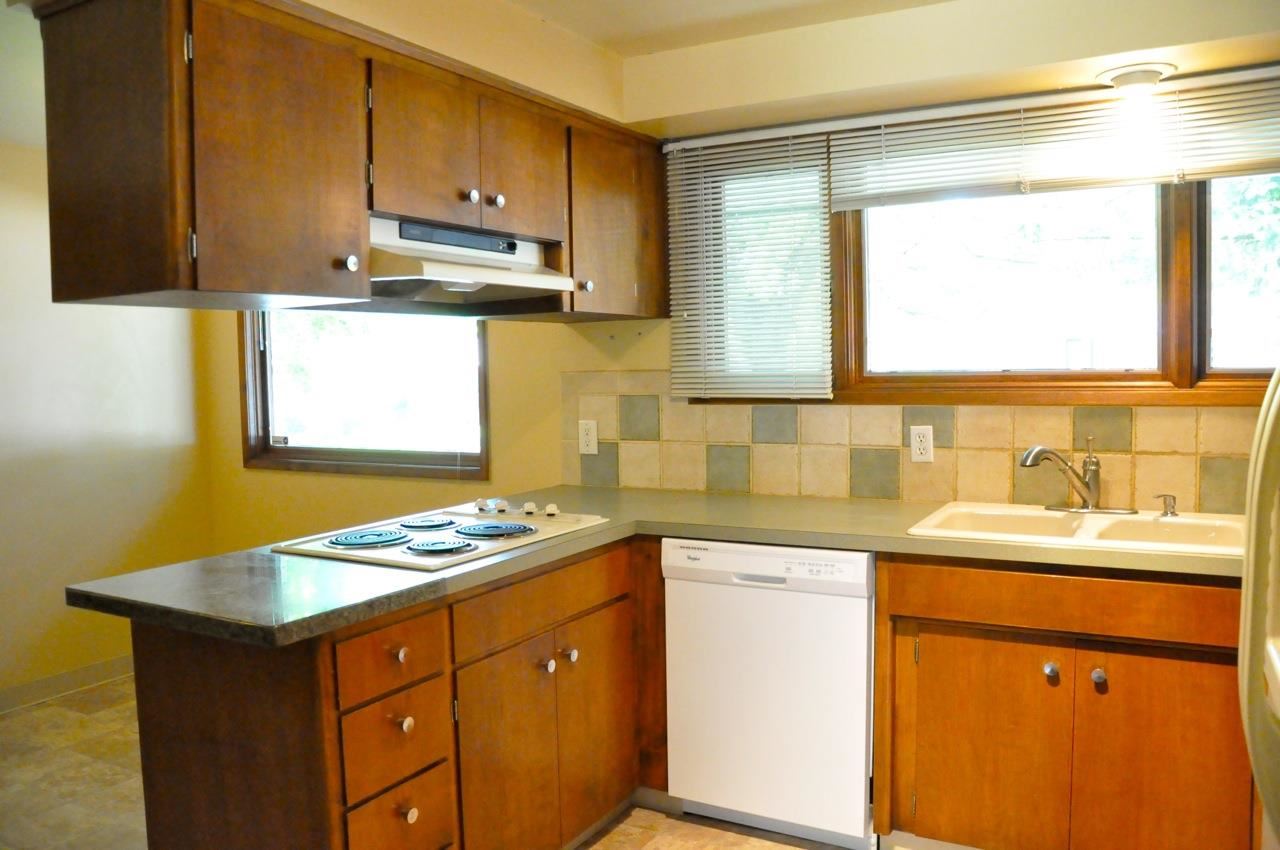 8805 N Benton Dr - Photo 19