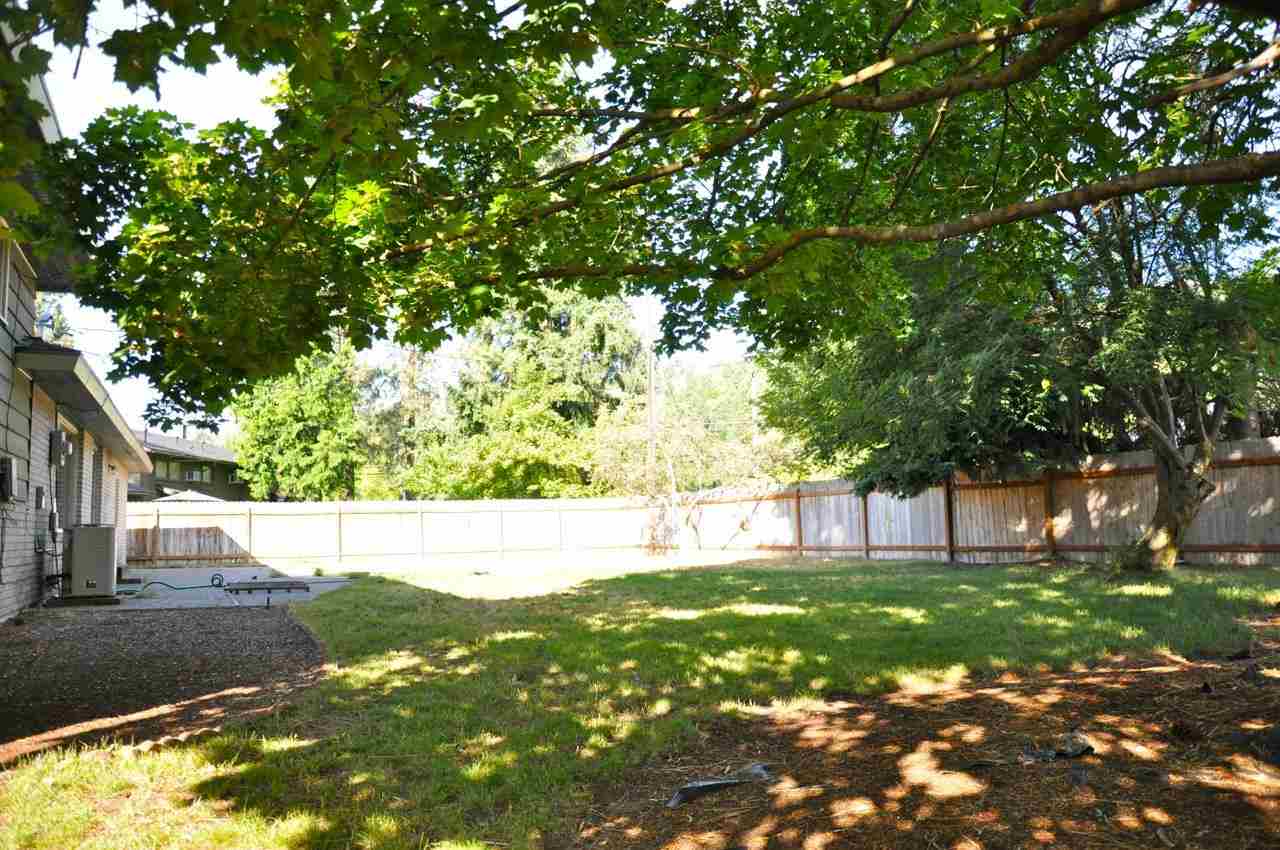 8805 N Benton Dr - Photo 6