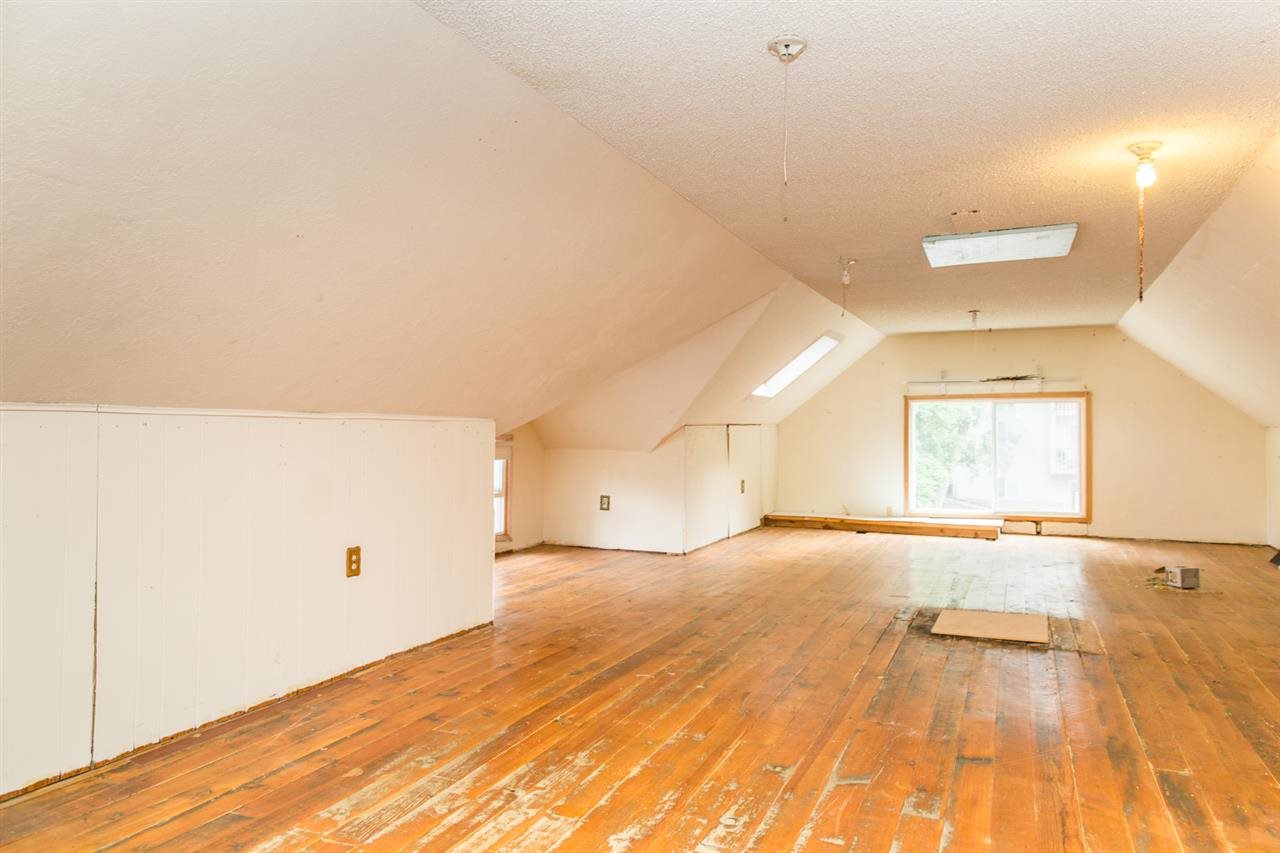 1116 W 11th Ave - Photo 14