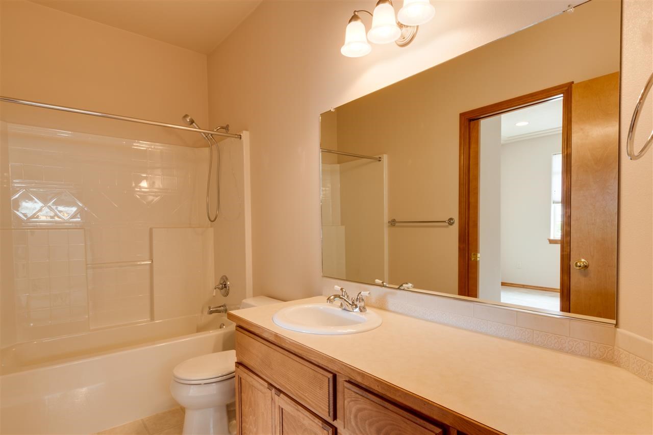 2304 W Chadwick Ln - Photo 9