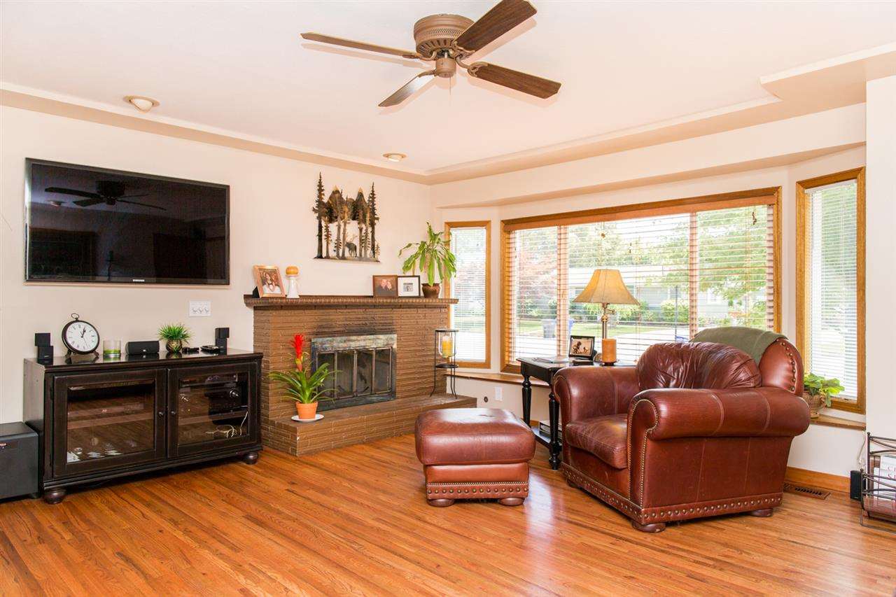 1010 W Avon - Photo 9