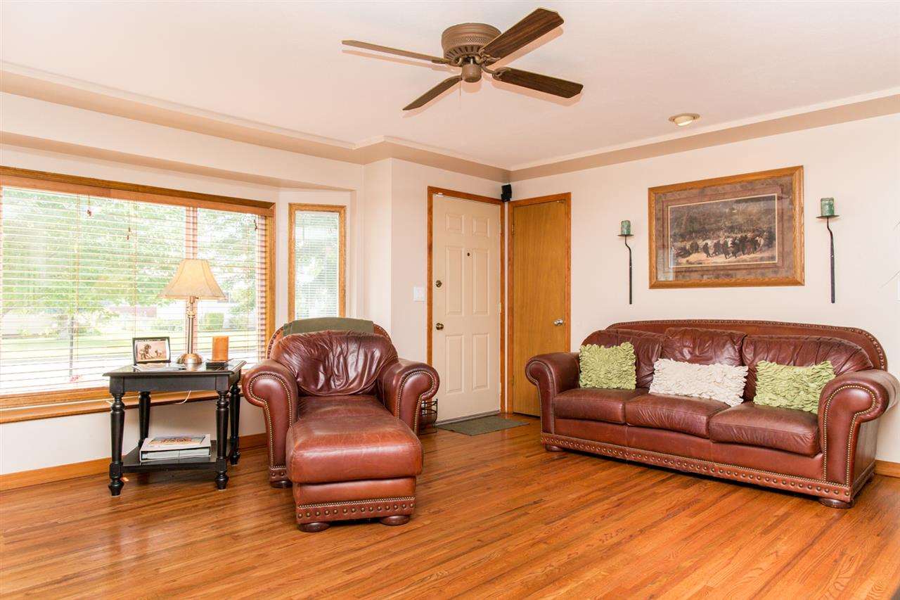 1010 W Avon - Photo 10