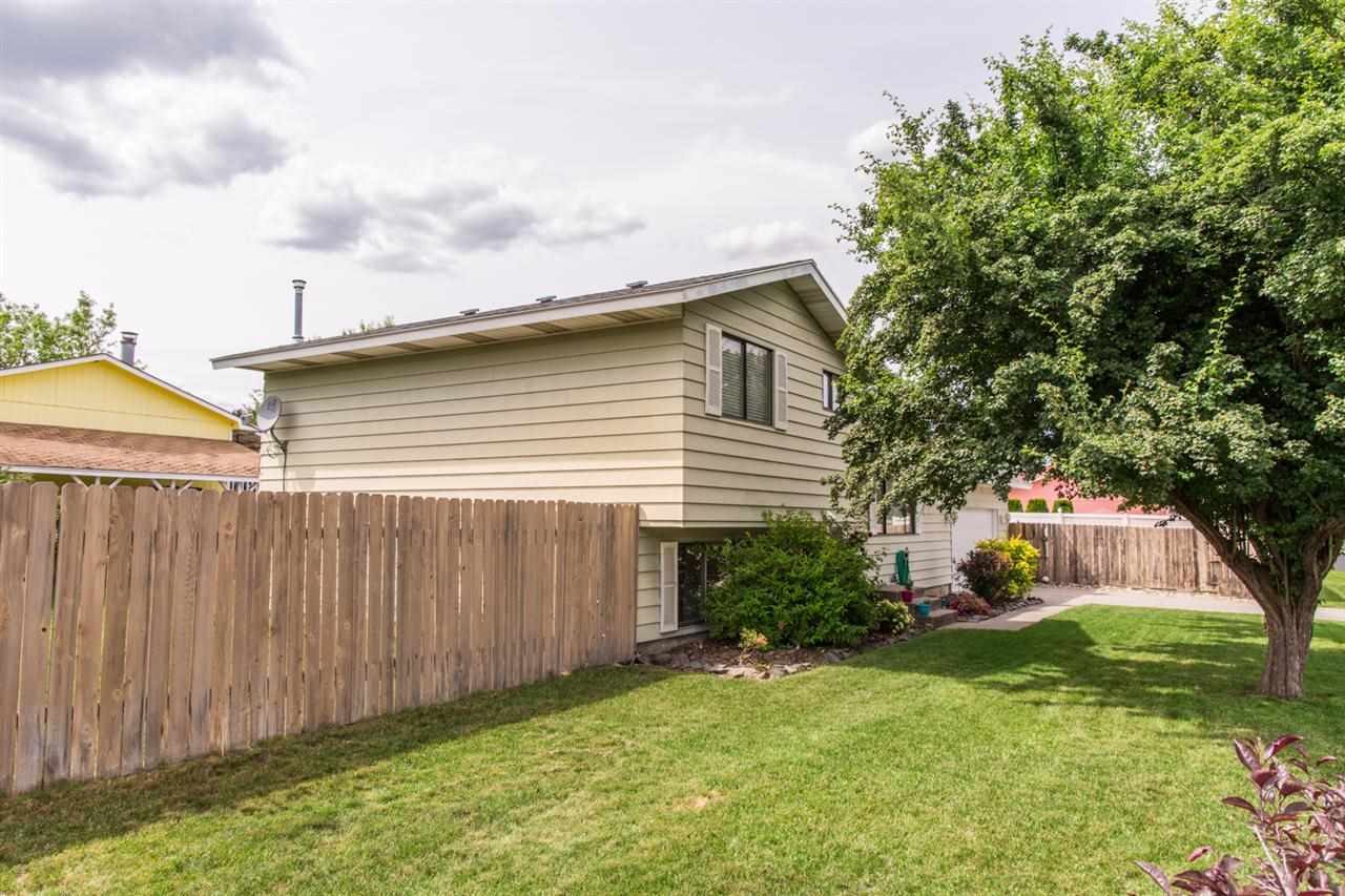 8201 N Wilding Dr - Photo 3