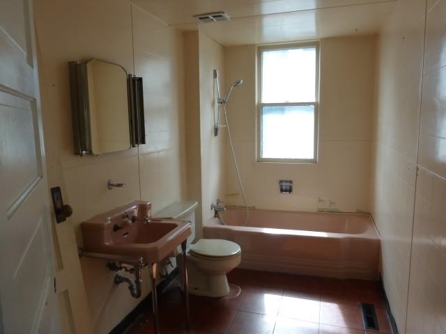 817 W Jackson - Photo 9