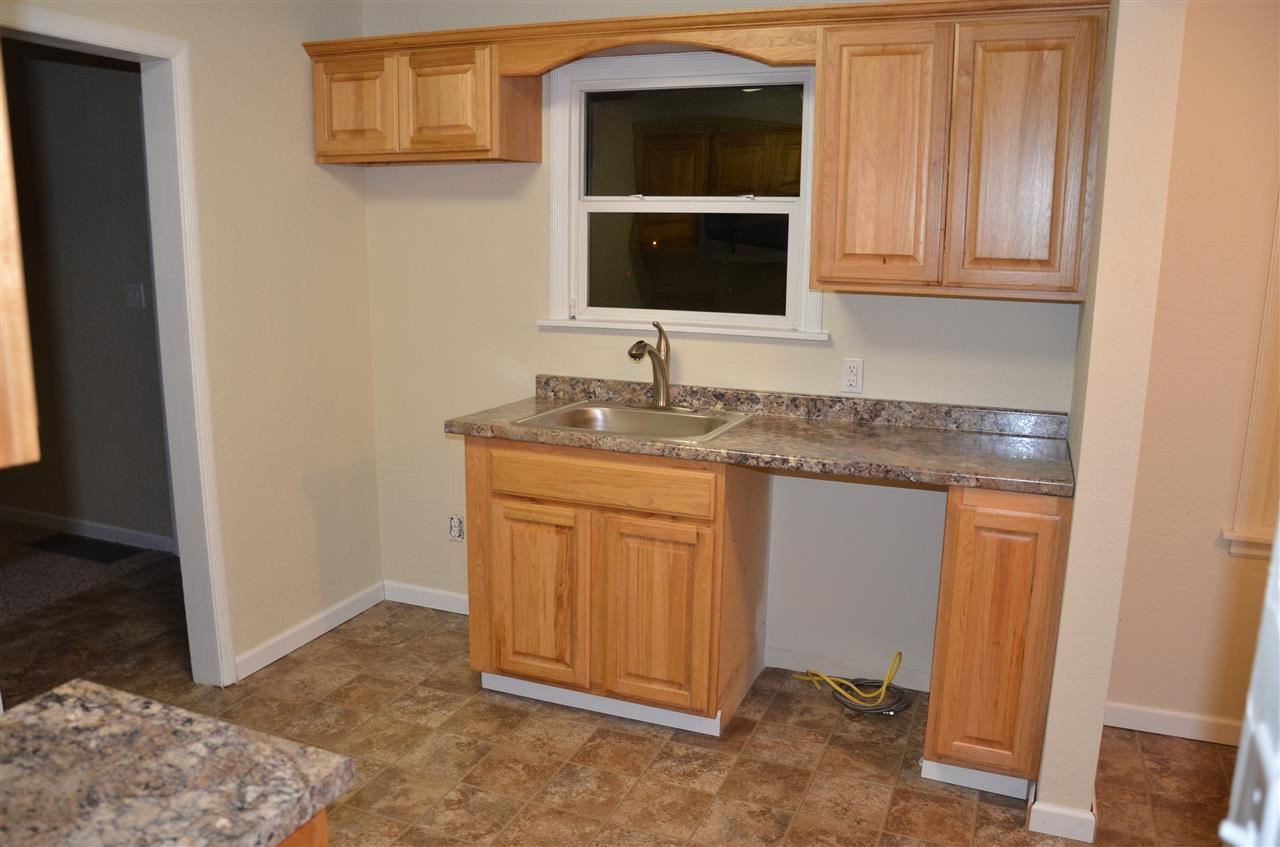 1429 E Courtland - Photo 3