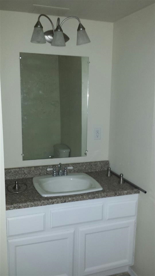 1429 E Courtland - Photo 9