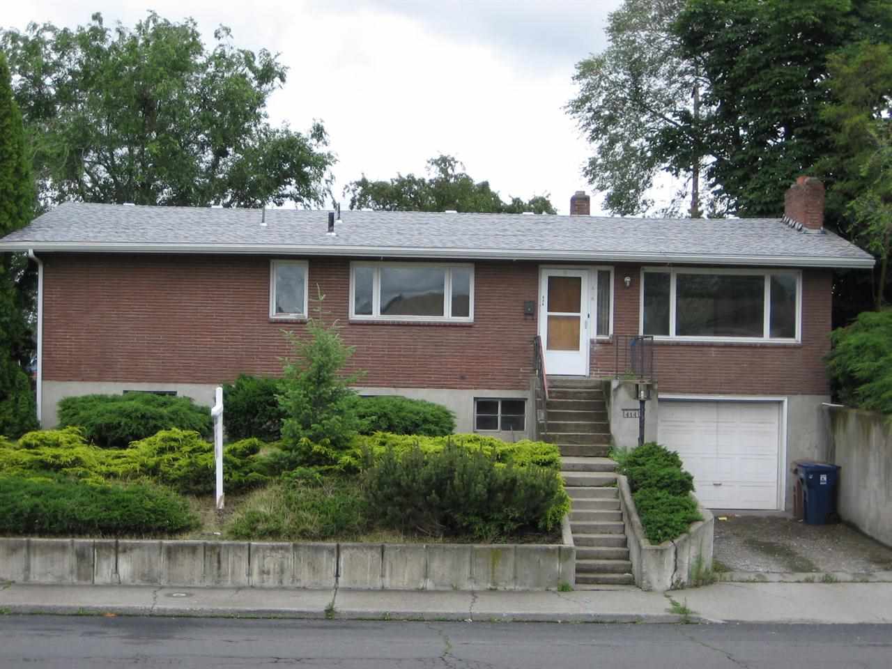 414 E Empire Ave - Photo 1