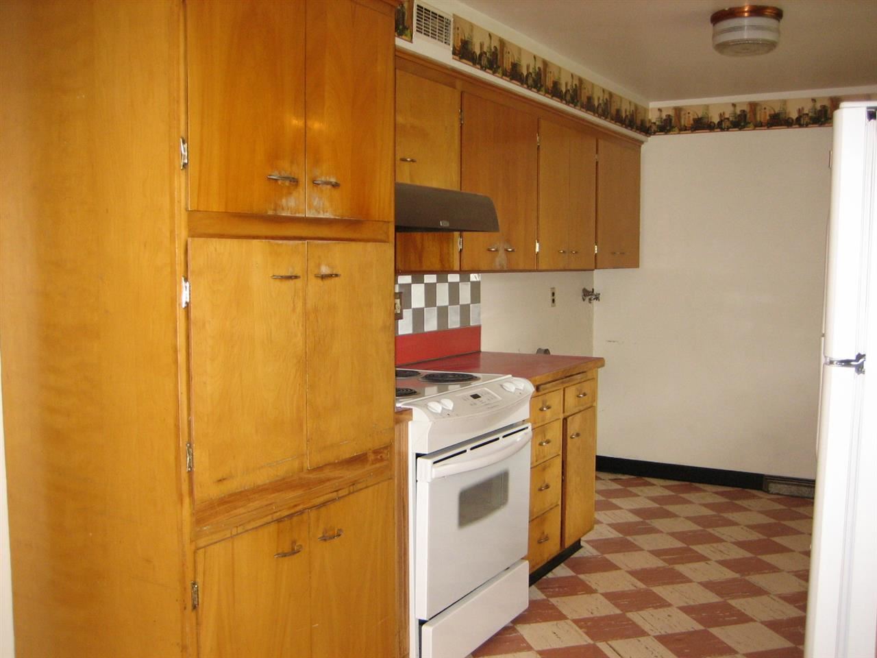 414 E Empire Ave - Photo 5