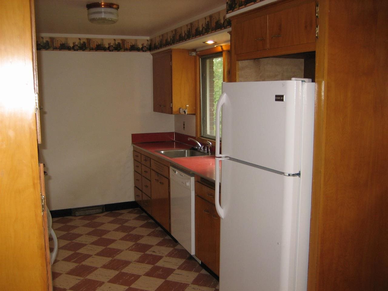 414 E Empire Ave - Photo 6