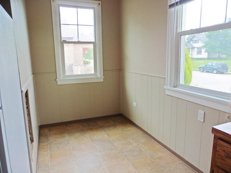 23 E Liberty - Photo 5