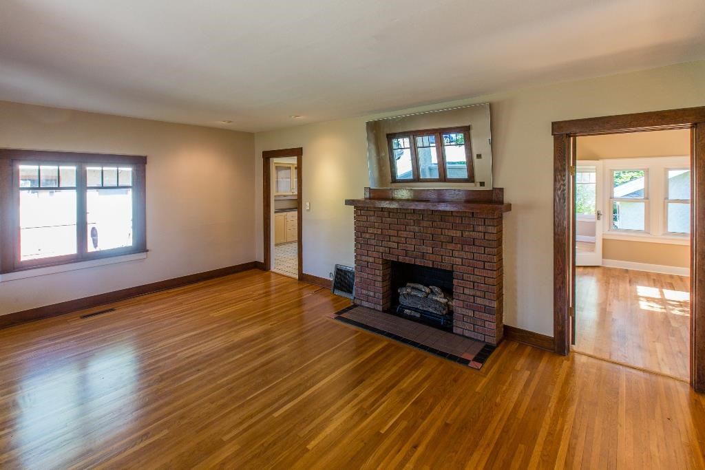 3113 W GARLAND Ave - Photo 3