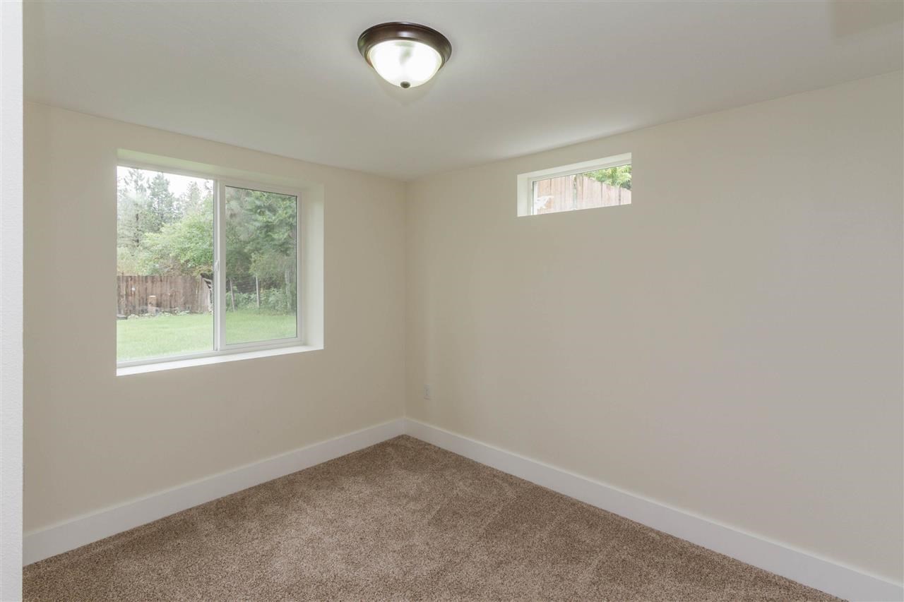 2707 E Winger - Photo 16