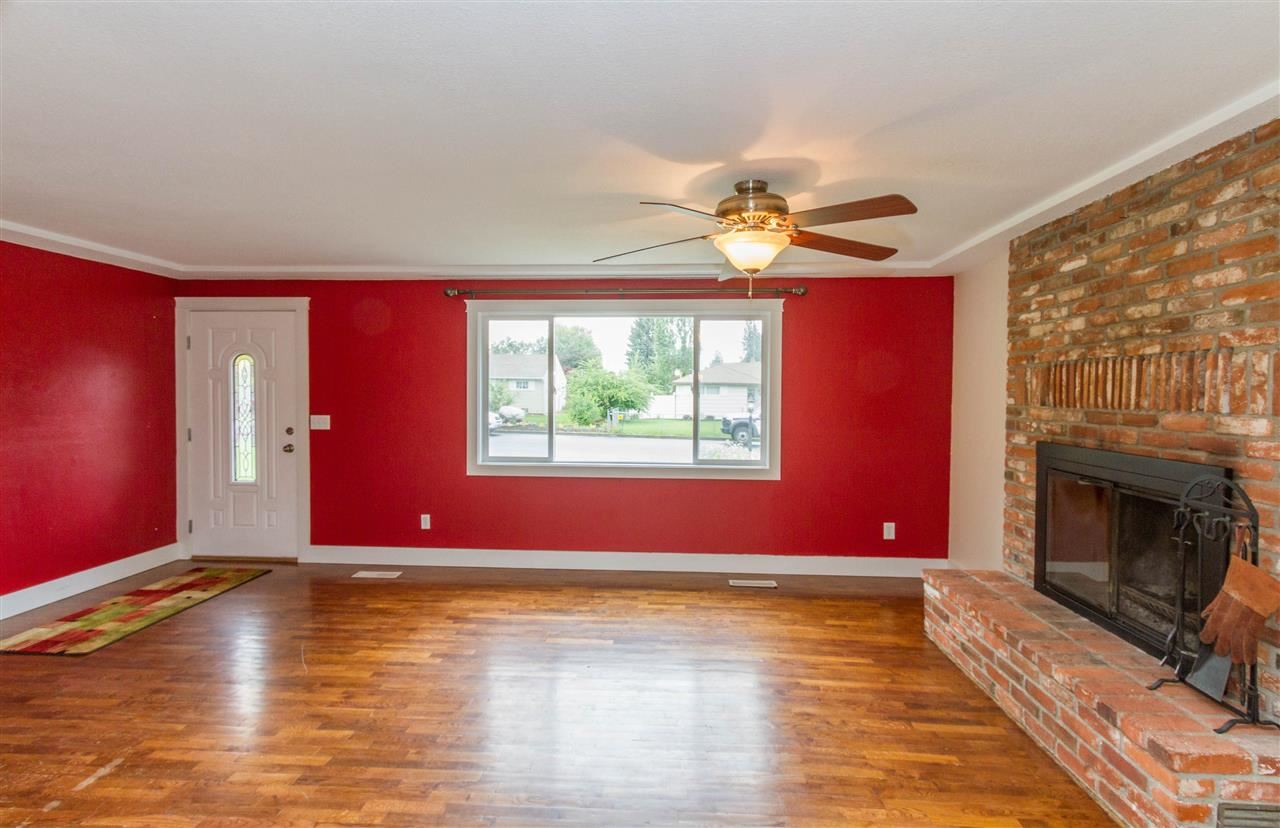 2707 E Winger - Photo 3