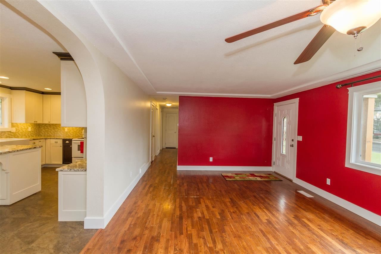 2707 E Winger - Photo 5