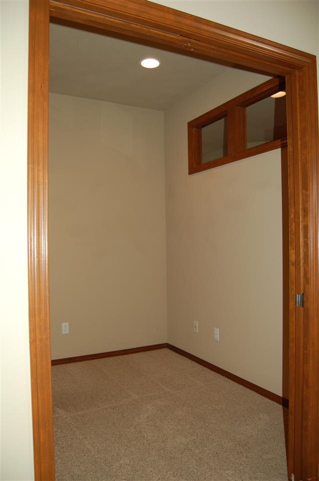 2227 E 51st Ln - Photo 9