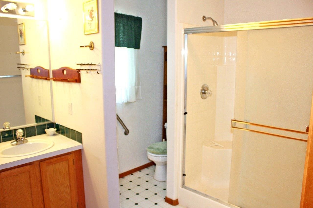 16610 E Broad Ave - Photo 13