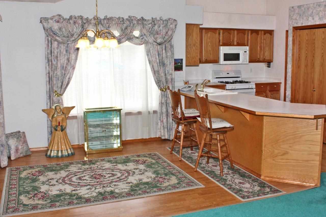 16610 E Broad Ave - Photo 6