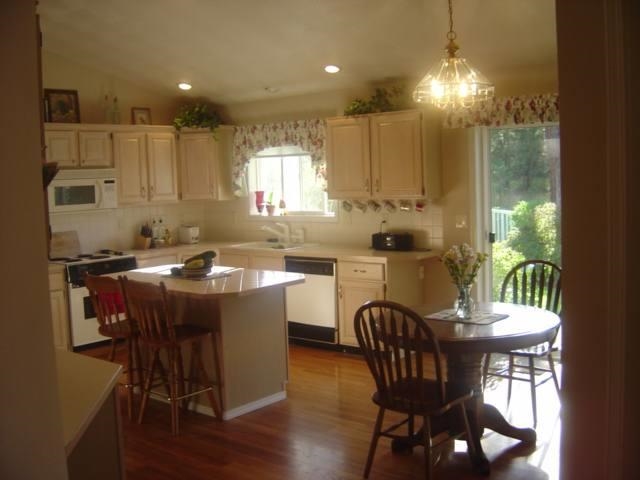 9215 N Simpson Rd - Photo 6