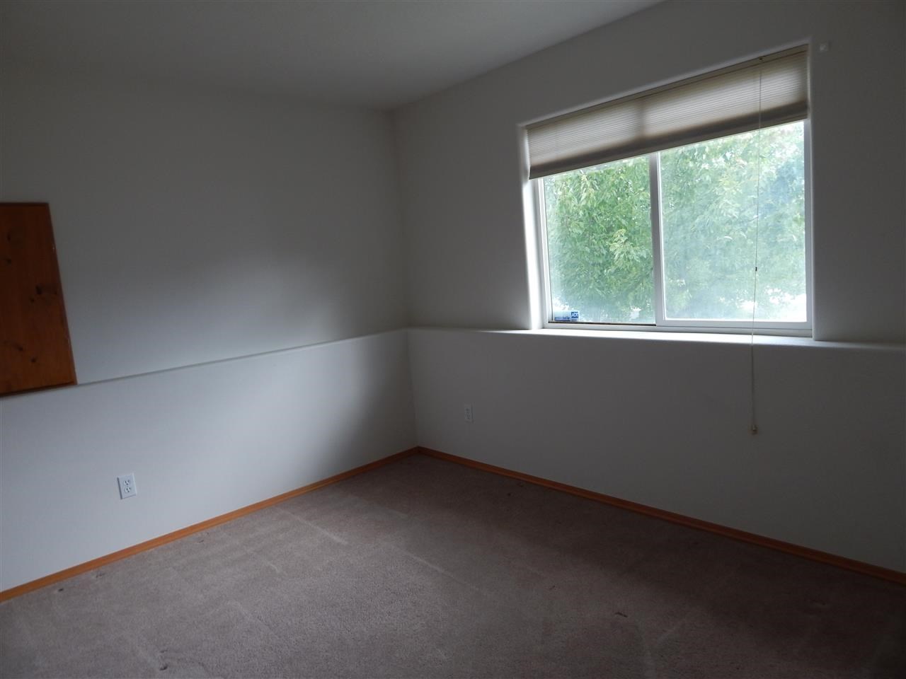 701 GOLDEN HILLS - Photo 12