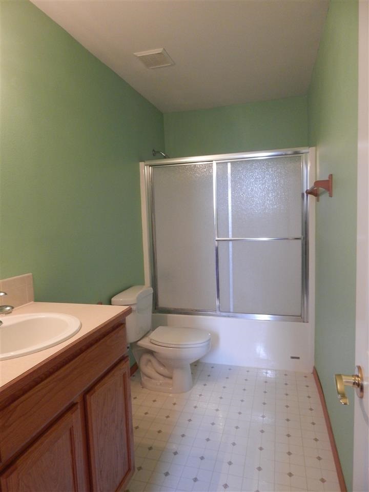 701 GOLDEN HILLS - Photo 13