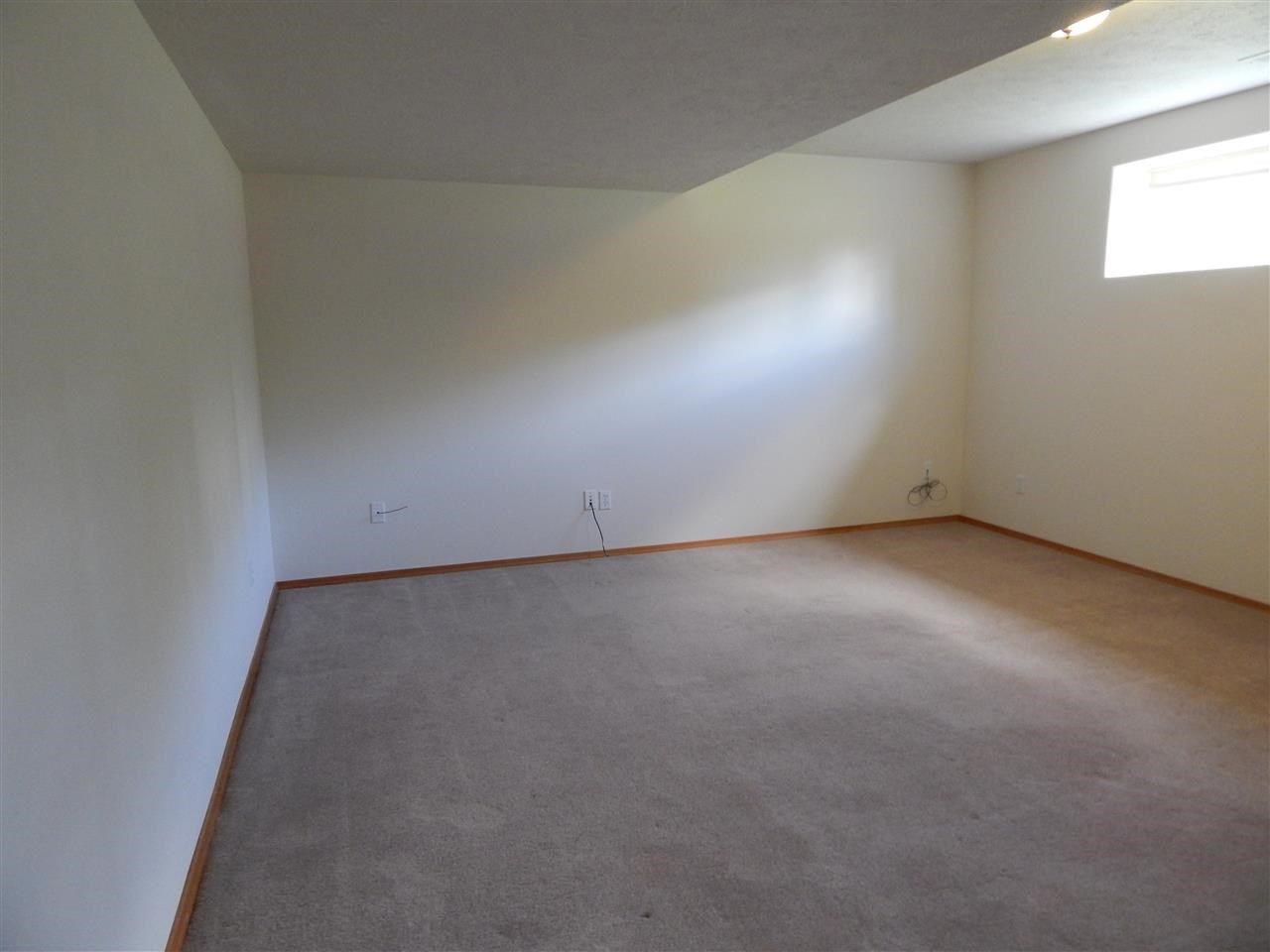 701 GOLDEN HILLS - Photo 15