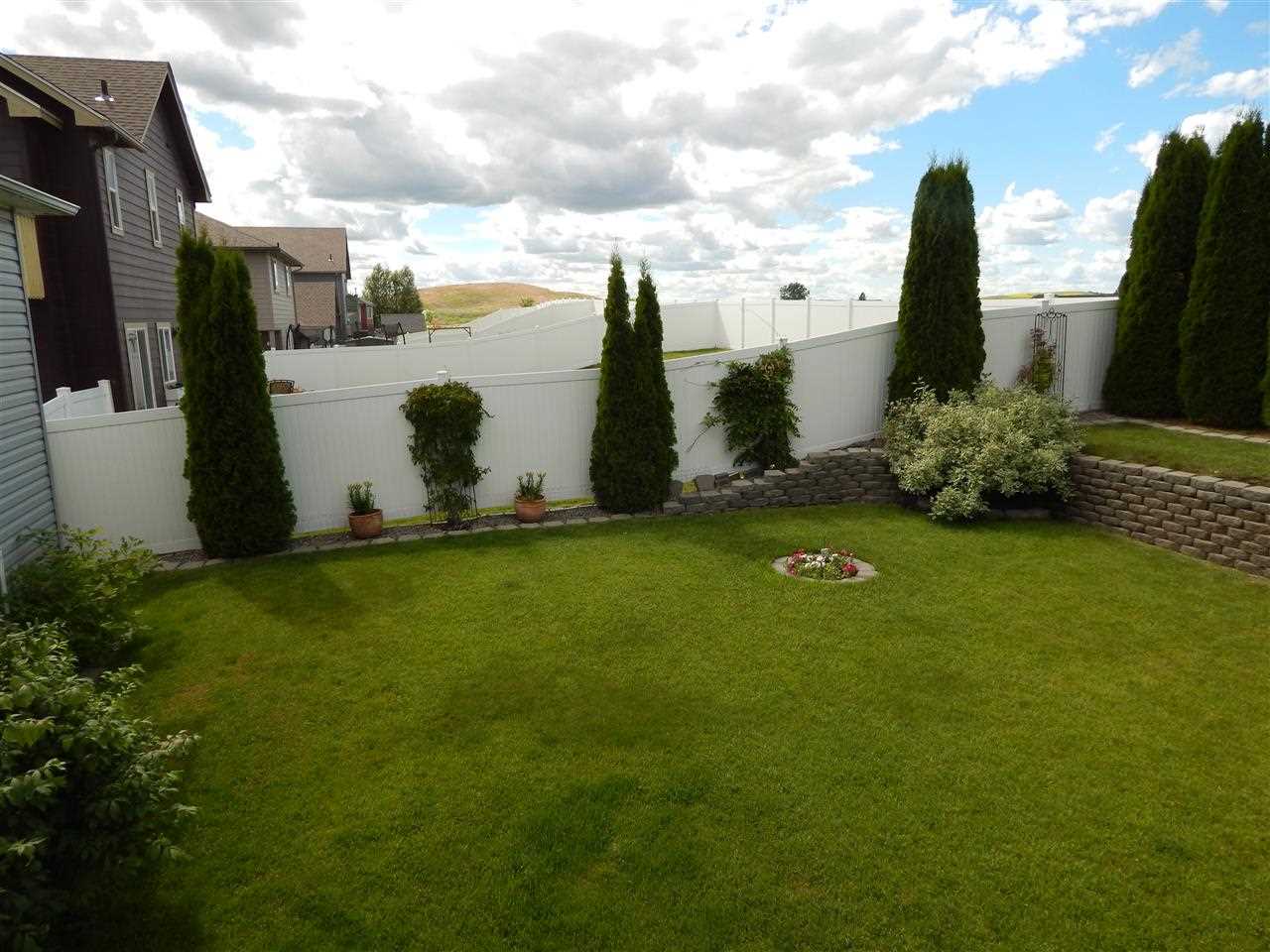 701 GOLDEN HILLS - Photo 19