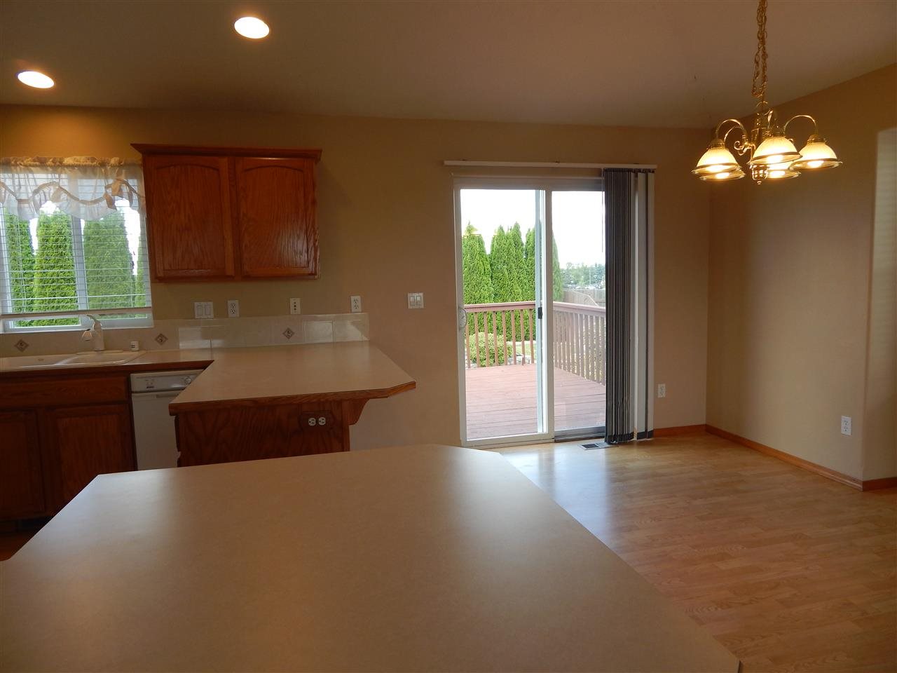 701 GOLDEN HILLS - Photo 3
