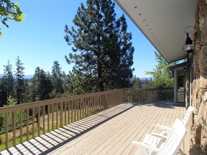 18727 N Division Rd - Photo 2
