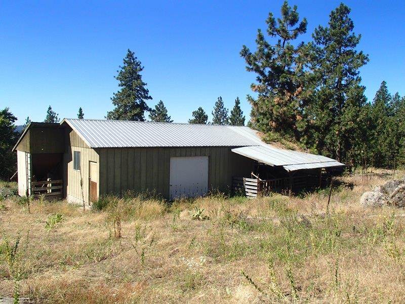 18727 N Division Rd - Photo 18