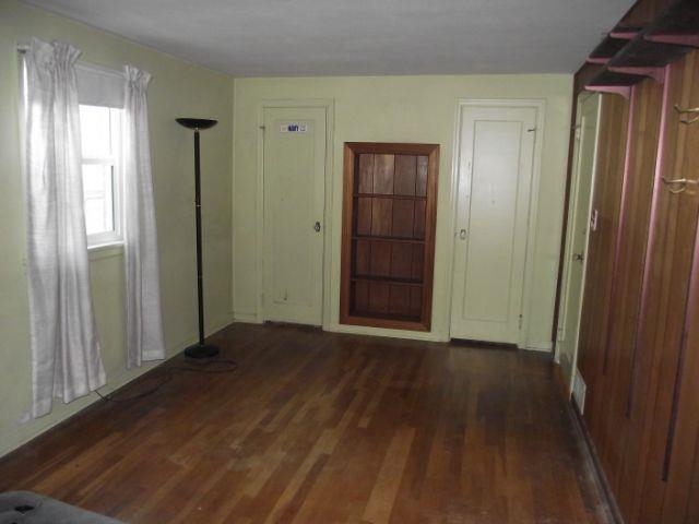 1317 S Division St - Photo 11