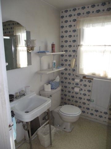 1317 S Division St - Photo 12