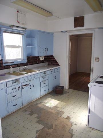 1317 S Division St - Photo 6