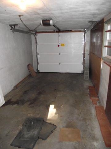 1317 S Division St - Photo 8