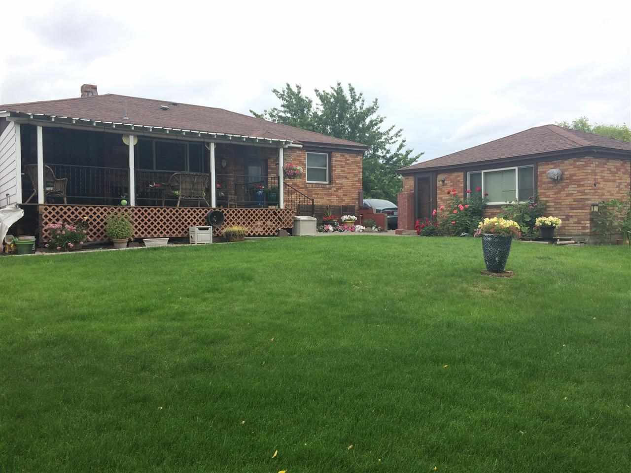 11320 E BOONE - Photo 4