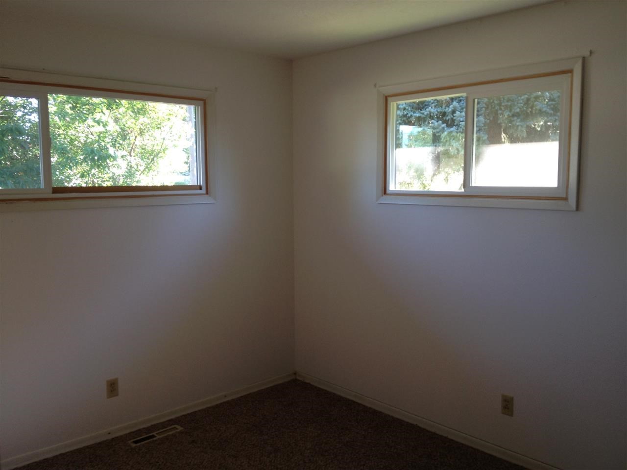 11410 E 12th Ave - Photo 12