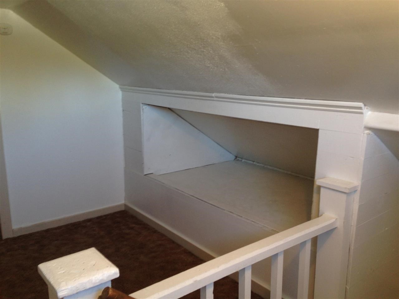 317 E 4th St - Photo 12
