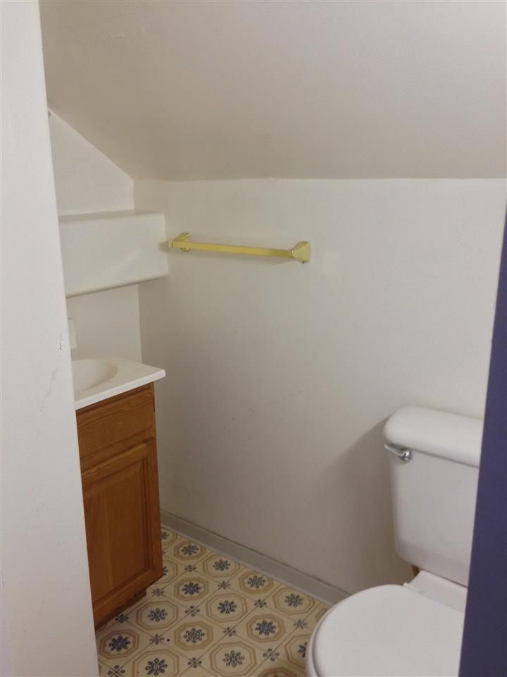 317 E 4th St - Photo 13