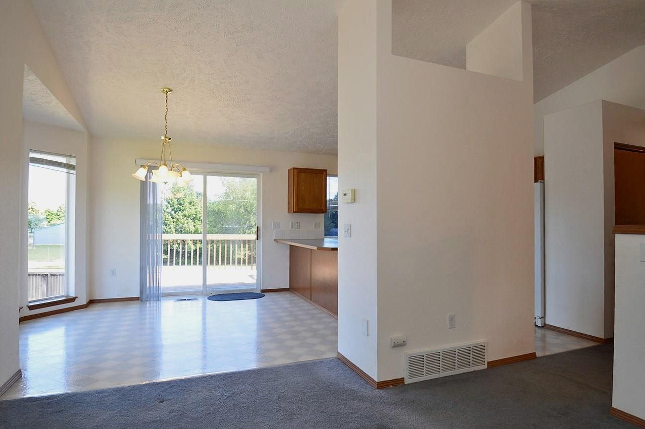 1203 S Century Rd - Photo 4