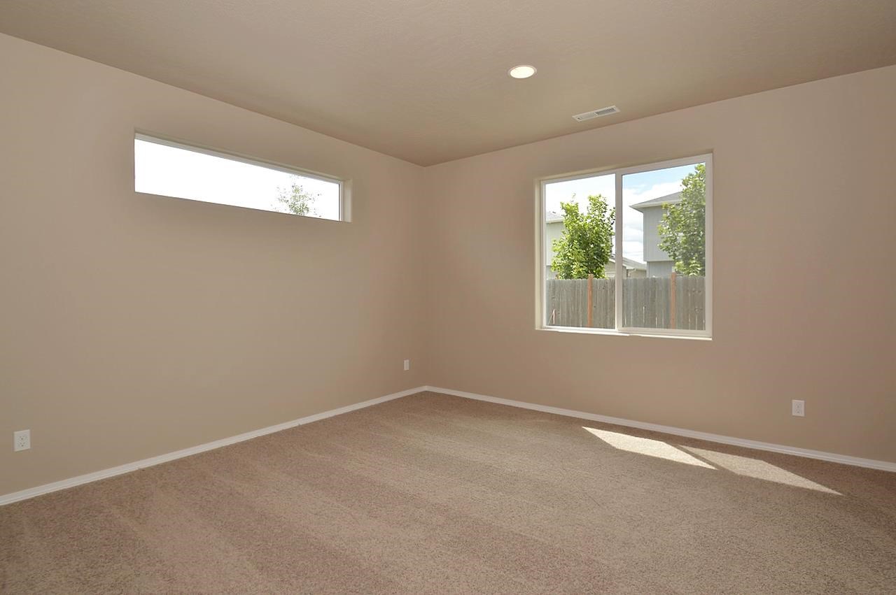 1002 S Comax Ct - Photo 12