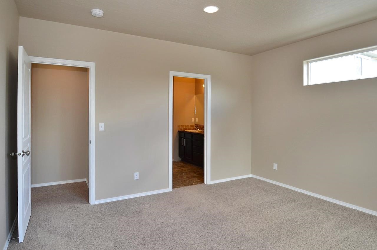 1002 S Comax Ct - Photo 13