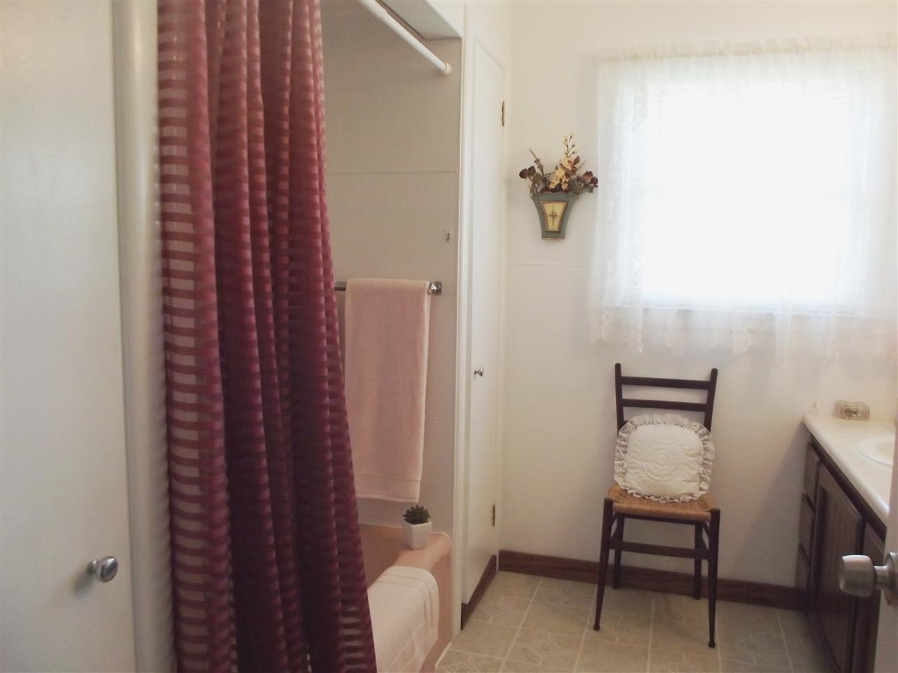 721 N Herald - Photo 11
