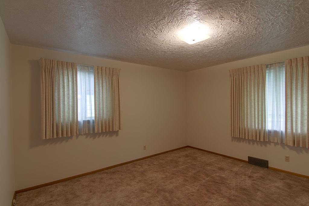 4908 N Whitehouse St - Photo 12