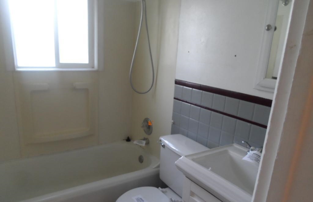 3923 E Cleveland Ave - Photo 9