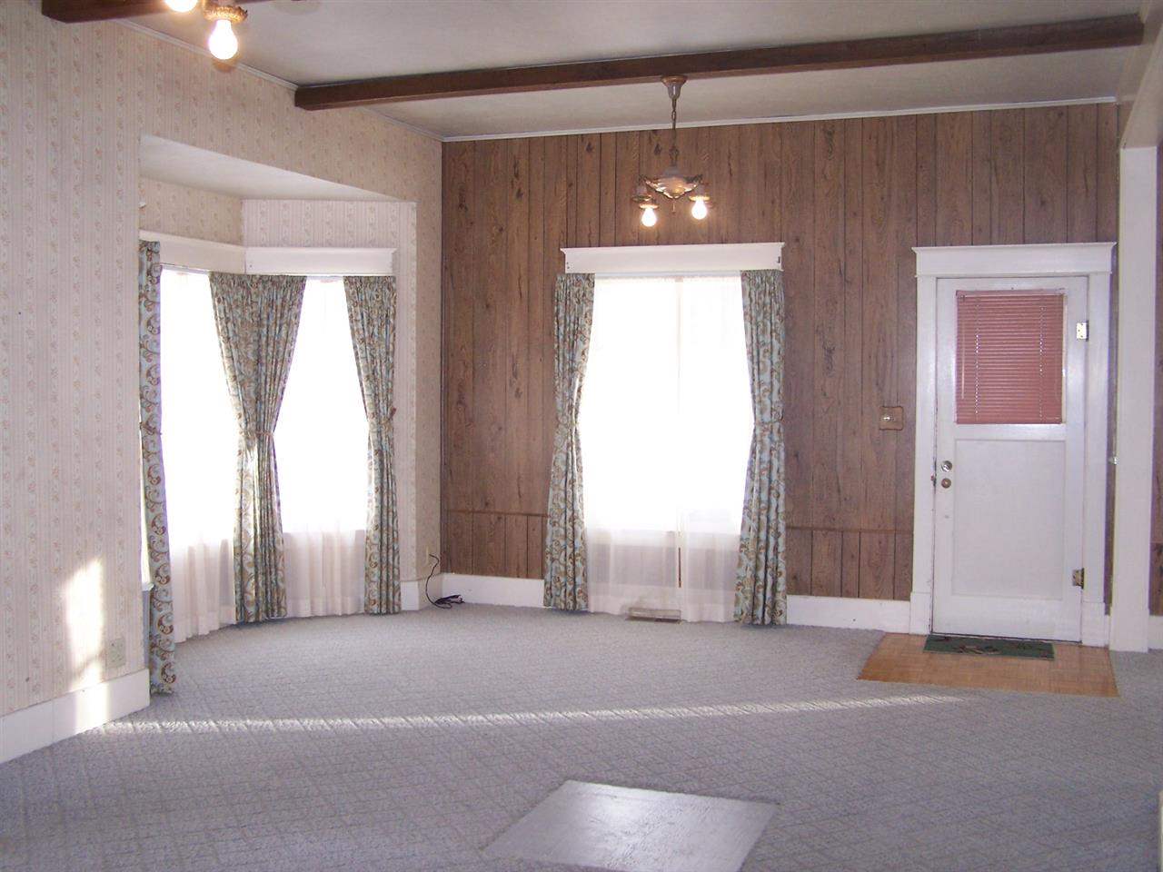 106 HOUGHTON St - Photo 3