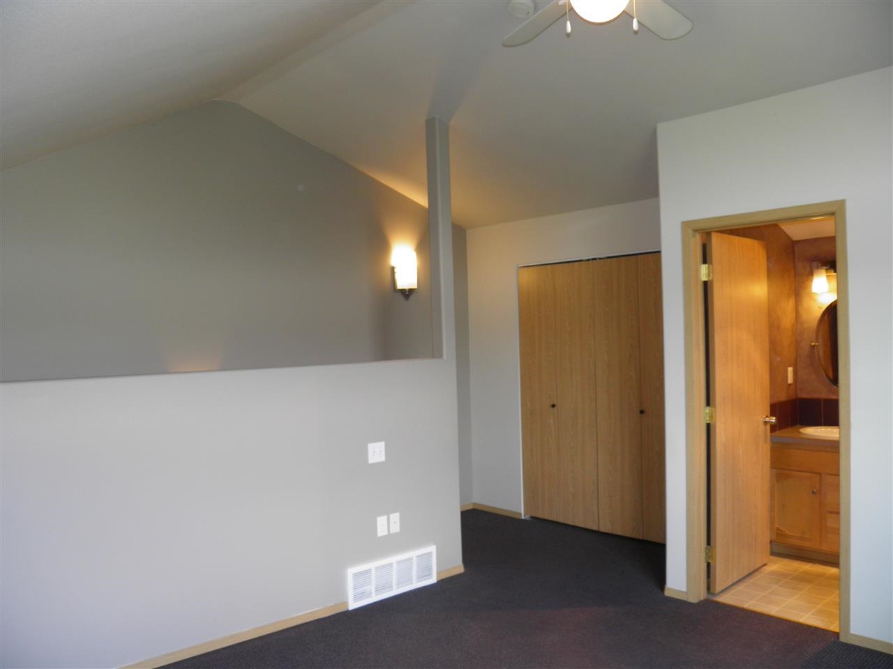 26 N Spruce St - Photo 11