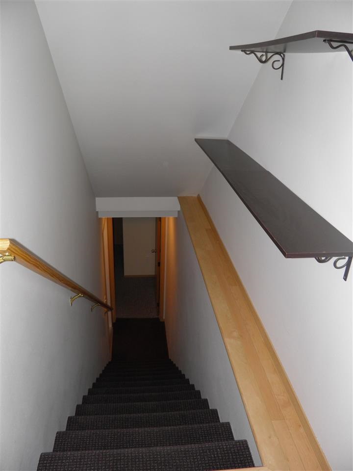 26 N Spruce St - Photo 8