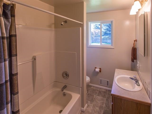 11820 E Mission Ave - Photo 12